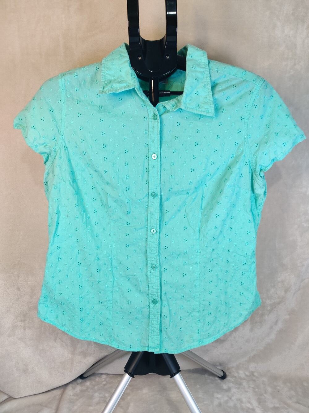 Vintage Izod Women's Button Up Blouse Size Large Embroidered Floral Teal